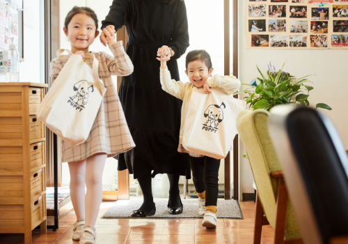 教室に来る子供たち